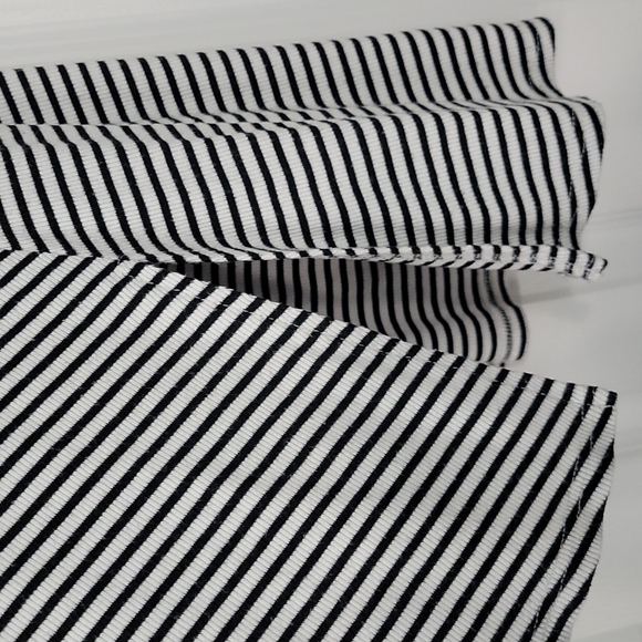 Anthropologie Puella  striped mock neck sleeveless tank sz L. - Picture 3 of 4